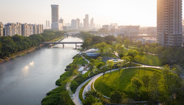 Pazhou South Waterfront Park by SWA
